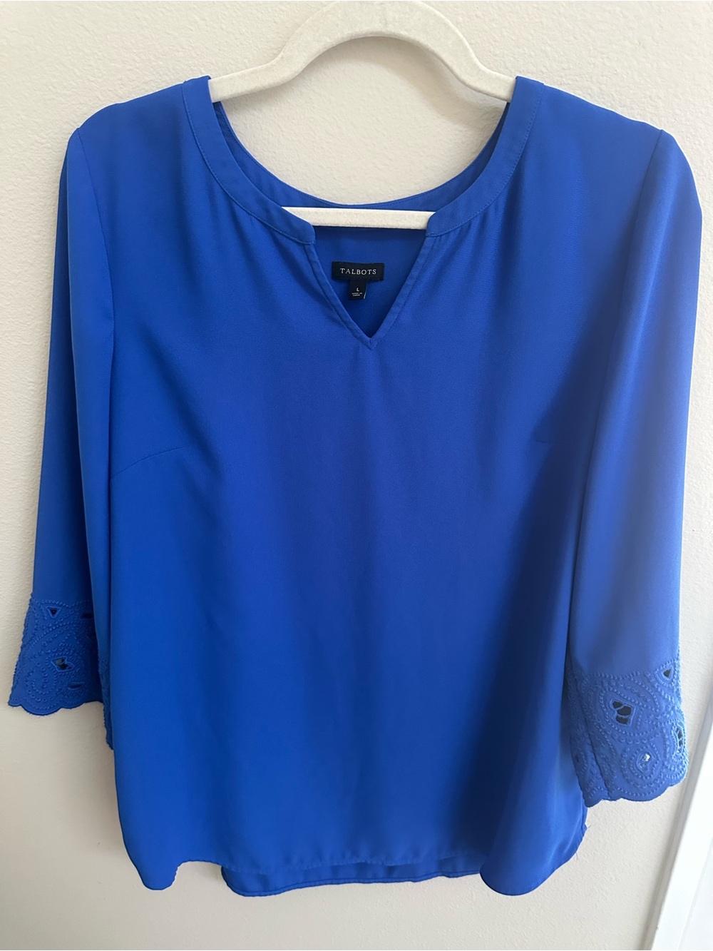 Talbots Women’s L Royal Blue Blouse Lace Scalloped Cuffs 3/4 Sleeve